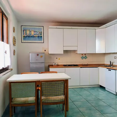 公寓 Dimora L'aurora - Seaview 马达莱纳